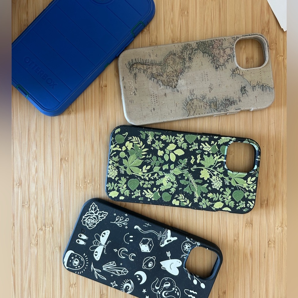 iPhone 14 Plus case lot